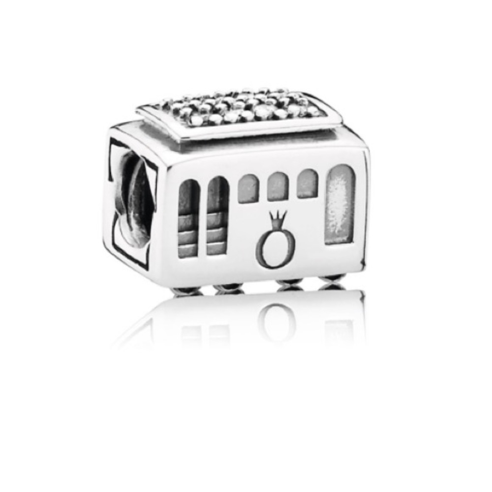 PANDORA Cable Car Charm